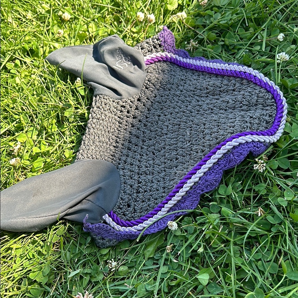 Gray and Purple Lacrosse Stick Head with Semi-Soft Mesh horse bonnet